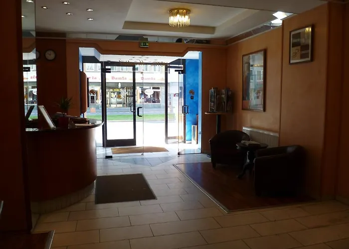 Otel Mondial Düsseldorf